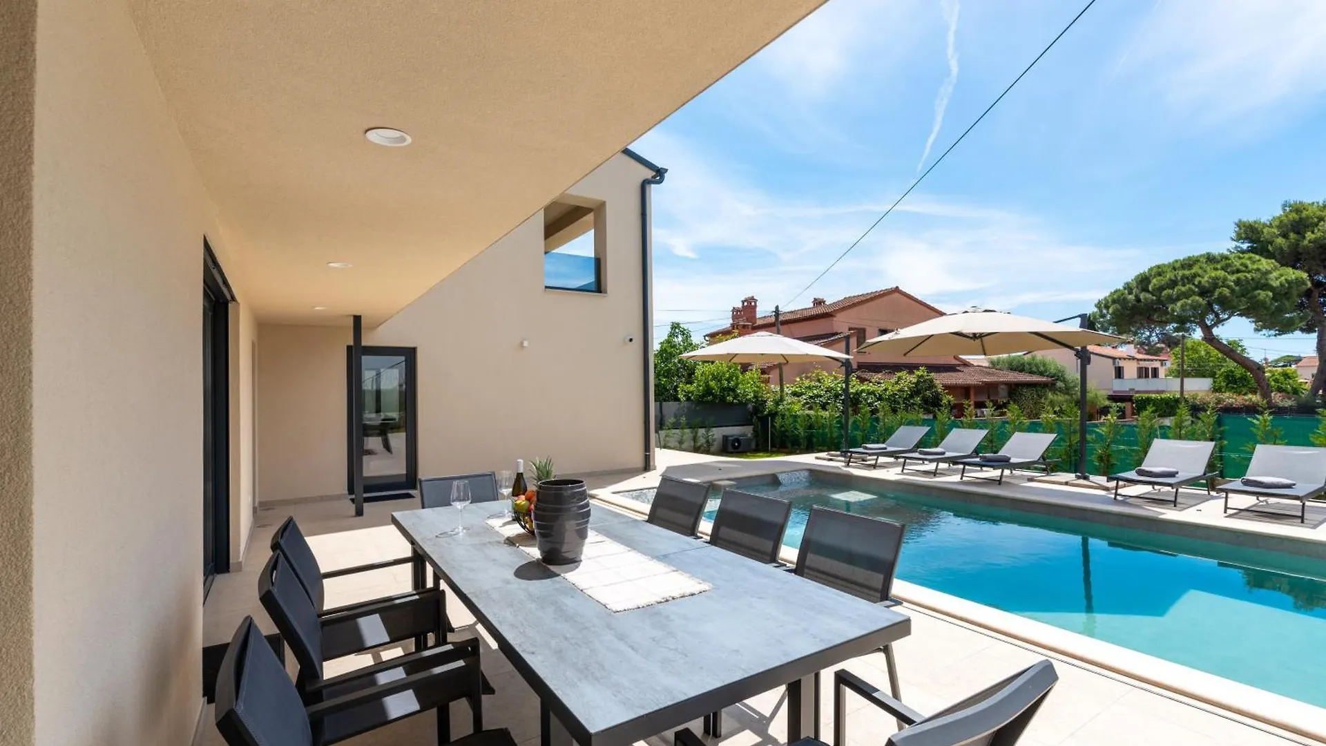 Villa Domenica Medelina 5. City Center, Pool, Jacuzzi, Sauna Rovinj 0*,