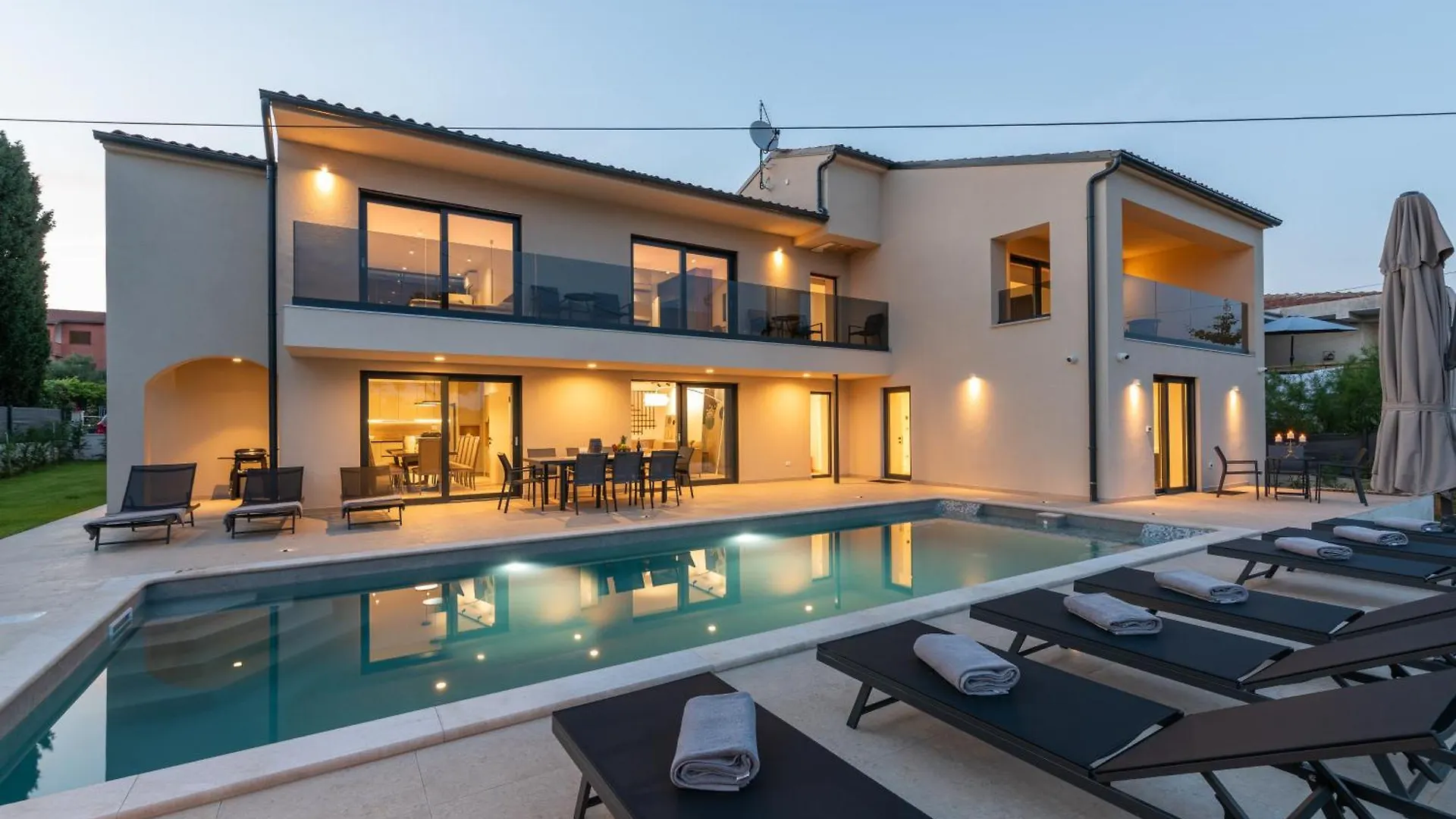 Villa Domenica Medelina 5. City Center, Pool, Jacuzzi, Sauna Rovinj